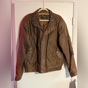 Men's Vintage Reed Sportswear Brown Leather Jacket. Size 46. In great shape!